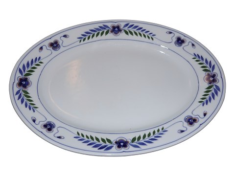 Blue Vetch
Platter 39.2 cm.