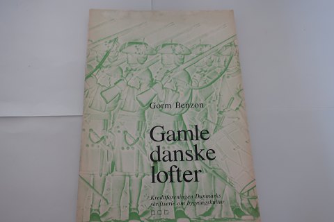 Gamle danske lofter (Old danish ceilings)
Af Gorm Benzon
En del af en hel serie, som blev udgivet af Kreditforeningen Danmarks 
skriftsserie om bygningskultur
1980 
Sideantal: 128
In a good condition