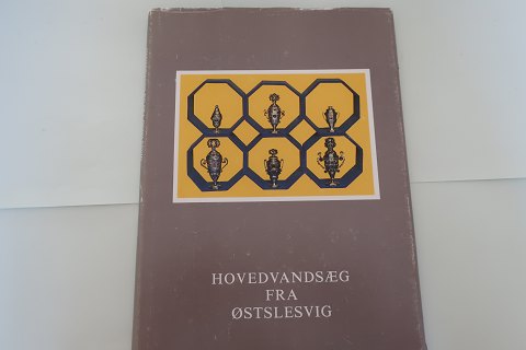 Hovedvandsæg fra Østslesvig (Haderslev, Aabenraa, Sønderborg) = (Vinaigrettes 
from The Eastern Schlesvig)
Ved Sigurd Schoubye
Tønder Museums Skriftrække (III.4)
1982
Sideantal: 63
In a good condition