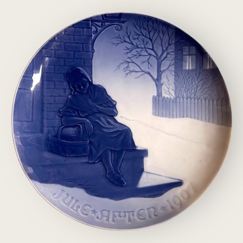 Bing&Grøndahl
Christmas plate
1907
*DKK 200