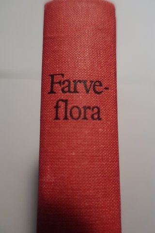 Farve Flora
Fra Lademanns Forlag
1974
Sideantal 399
In a very good conditio