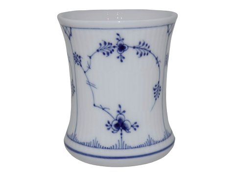 Blue Fluted Plain
Jug for cigars