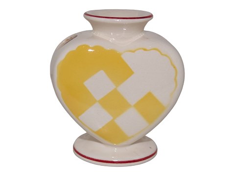 Aluminia
Christmas Heart vase