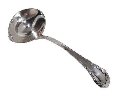 Georg Jensen Lily of the Valley
Curved gravy spoon 18.5 cm. from 1923