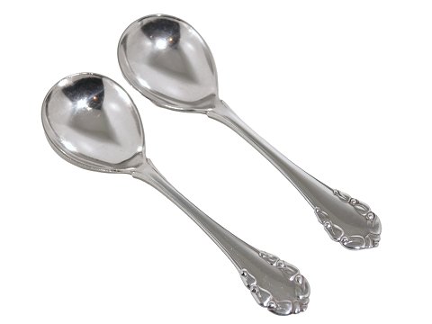 Georg Jensen Lily of the Valley
Marmelade spoon 14.5 cm.