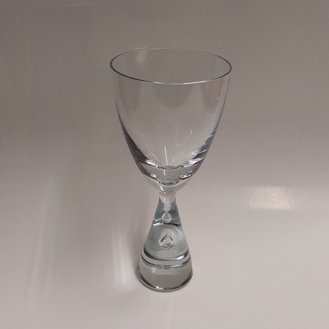 Holmegaard Princess red wine glass