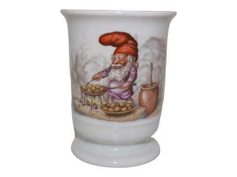 Royal Copenhagen
Christmas mug with gnome