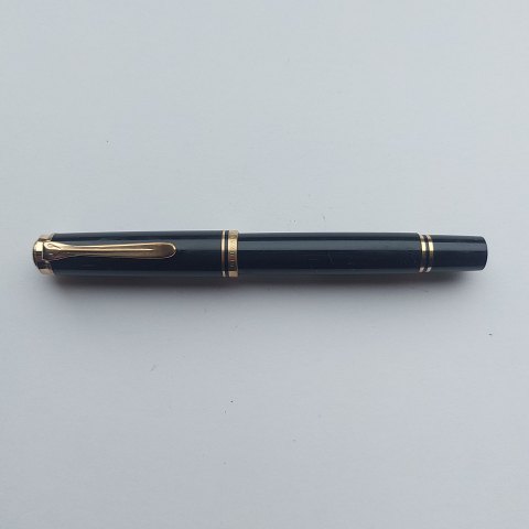 Sort Pelikan
Souverän M400 fyldepen