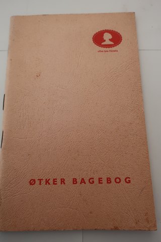 Oetker Bagebog - "Det lyse hoved"
Inkl. gode anvisninger
Udgivet af Oetker AS
Sideantal 71
In a good condition