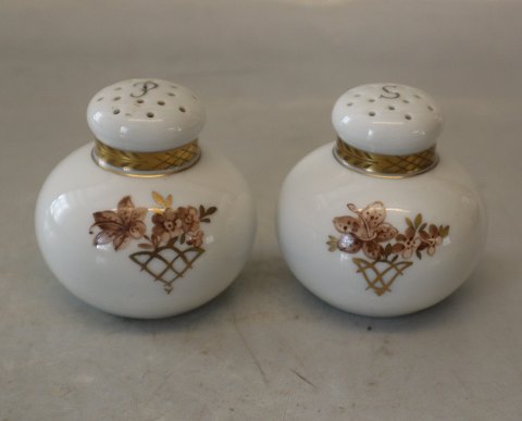 9131-595 Pepper  & 9132-595 Salt Golden Basket Royal Copenhagen