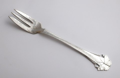 Butterfly. Silver (830). Cake Fork. Length 15.2 cm.