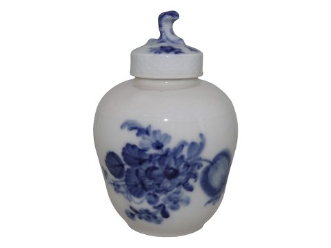 Blue Flower Curved
Small lidded tea jar