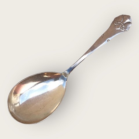 French Lily
Silver plated
Serving spoon
*100 DKK