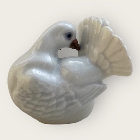 Royal Copenhagen
Little white dove
#4787
*DKK 500