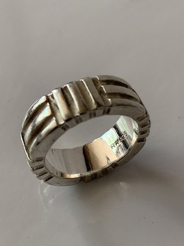 item no: 588697