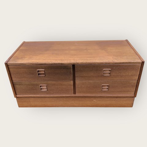 Danish Modern / Chest of ...