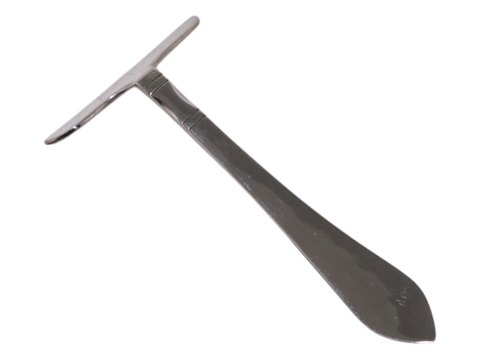 Georg Jensen Continental 
Childrens food pusher 9 cm.