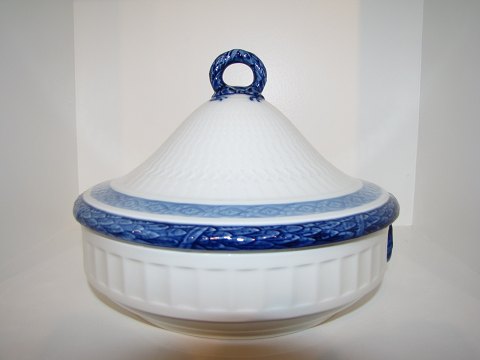 We buy:Blue Fan porcelain