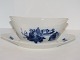 Blue Flower Curved
Gravy boat