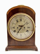 Bracket Clock<BR>
London