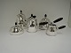 Lundin Antique 
presents: 
Georg 
Jensen
Sterling (925)
Tea & coffee 
service
5 parts
Design 80