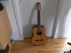 Levin Guitar
Acoustic Levin-guitar, in a really good condition 

Model: LG18
Serienr.: 559776
At the label is written: Handmade in Sweden
Originally first buy as new in 1979 and owned by 
the same owner until today