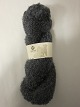 Mohair Bouclé
Mohair Bouclé er et naturprodukt fra 
sydafrikanske angorageder.
Den viste farve er: Stål grå, Farvenr. 1035
Prisen er pr. nøgle med 100 gram Mohair Bouclé