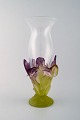 Stor art nouveau kunstglas vase fra Daum. 
