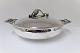 Lundin Antique 
presents: 
Georg 
Jensen
Vegetable dish
Blossom 2A
Design: Georg 
Jensen