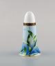 Gianni Versace for Rosenthal. "Jungle" porcelain salt shaker with gold 
decoration and green leaves. Late 20th century.
