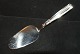 Cake server / Sandwich spoon m / steel Lotus Silver
W & S Sørensen
Length 20 cm.
