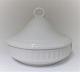 Royal Copenhagen. White fan. Vegetable dish. Diameter 20.5 cm. Height 14 cm. (2. 
quality).