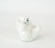 Porcelain figure sitting polar bear, no.: 22747 by Royal Copenhagen.
Great condition
