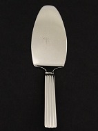 Georg Jensen Bernadotte cake spade