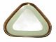 Dagmar
Triangular dish 23 cm.