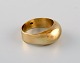 Dansk guldsmed. Modernistisk vintage ring i 8 karat guld. Midt 1900-tallet.
