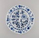 Large antique 
Meissen Blue 
Onion bowl with 
room divider 
...