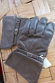 Gloves made of leather for the riding on the motor cycle