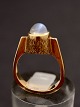 14 carat gold ring