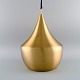 Tom Dixon (f. 1958), britisk designer. Messing loftpendel. Stilrent design, 21. 
Århundrede.
