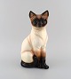 Goebel, West Germany. Large porcelain cat. 1970/80s.
