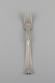 Hans Hansen silverware no. 7. Art deco dinner fork in sterling silver. 1930s. 
Four pieces in stock.
