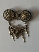 Brooch in Silver
Stamped 830
Length 40.86 mm