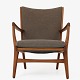 Roxy Klassik presents: Hans J. Wegner / AP StolenAP 16 - Easy chair in patinated oak and dark grey/dark brown ...