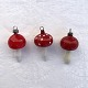 Christmas baubles
Red mushrooms
*DKK 400 in total