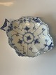 Leaf-shaped Dish #Helblonde Mussel-paintedRoyal CopenhagenWith Hair Driven see PicturesDeck no #1/#1076Length 18.5 cmSOLD