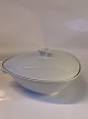 Lidded dish German frame
Height 9.5 cm