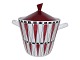 Picknick
Tall red lidded pot