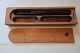 An old pencil box made of wood
This is an exampel of how the pencil box was in 
the good old days
The tools for writing are part of the price
L: 23cm