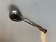 Serving spoon in Silver
Length approx. 
15.8 cm
Stamped year 1920 Christian. Fr. Heise